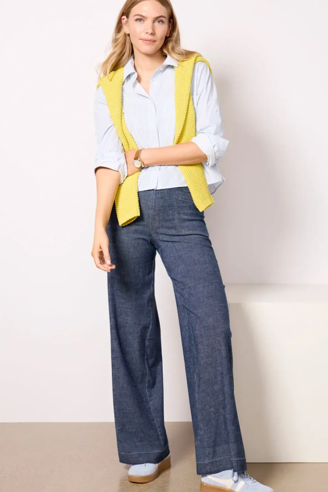 Tops & Tees<EVEREVE Aiden Crop Shirting Bluestripe