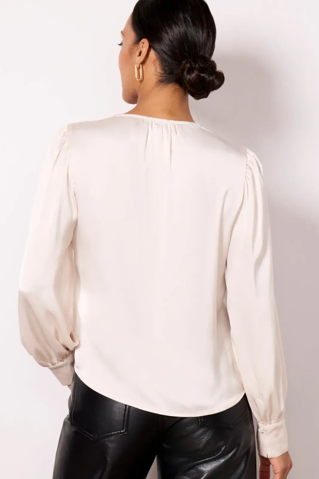 Tops & Tees<EVEREVE Ariella Lace Trim Blouse Champagne