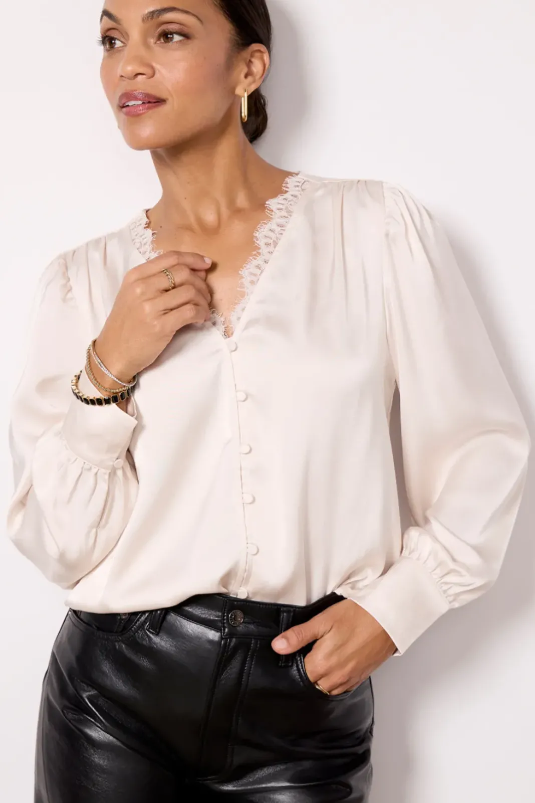 Tops & Tees<EVEREVE Ariella Lace Trim Blouse Champagne
