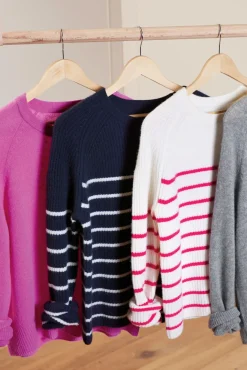 Sweaters<EVEREVE Campbell Cashmere Stripe Pullover Ivory/Pinkstripe