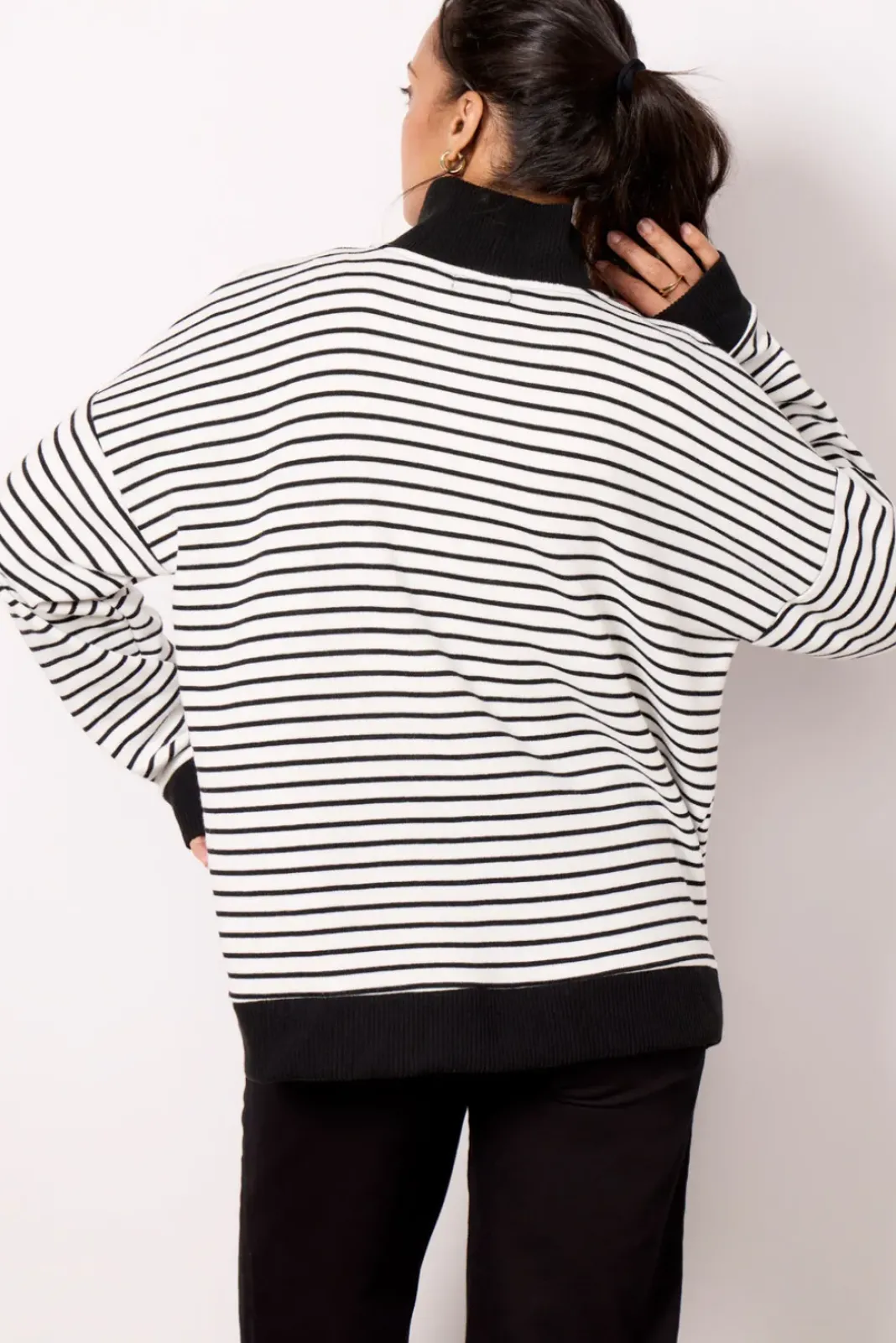 Tops & Tees<EVEREVE Camryn Stripe Top White/Black