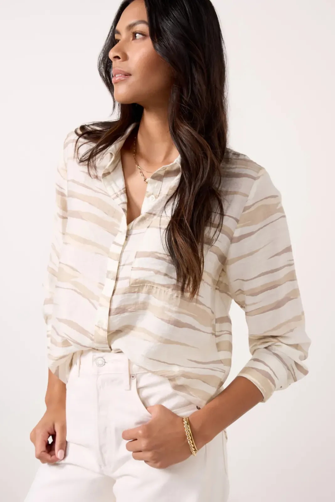 Tops & Tees<EVEREVE Clara Sheer Shirt Neutral