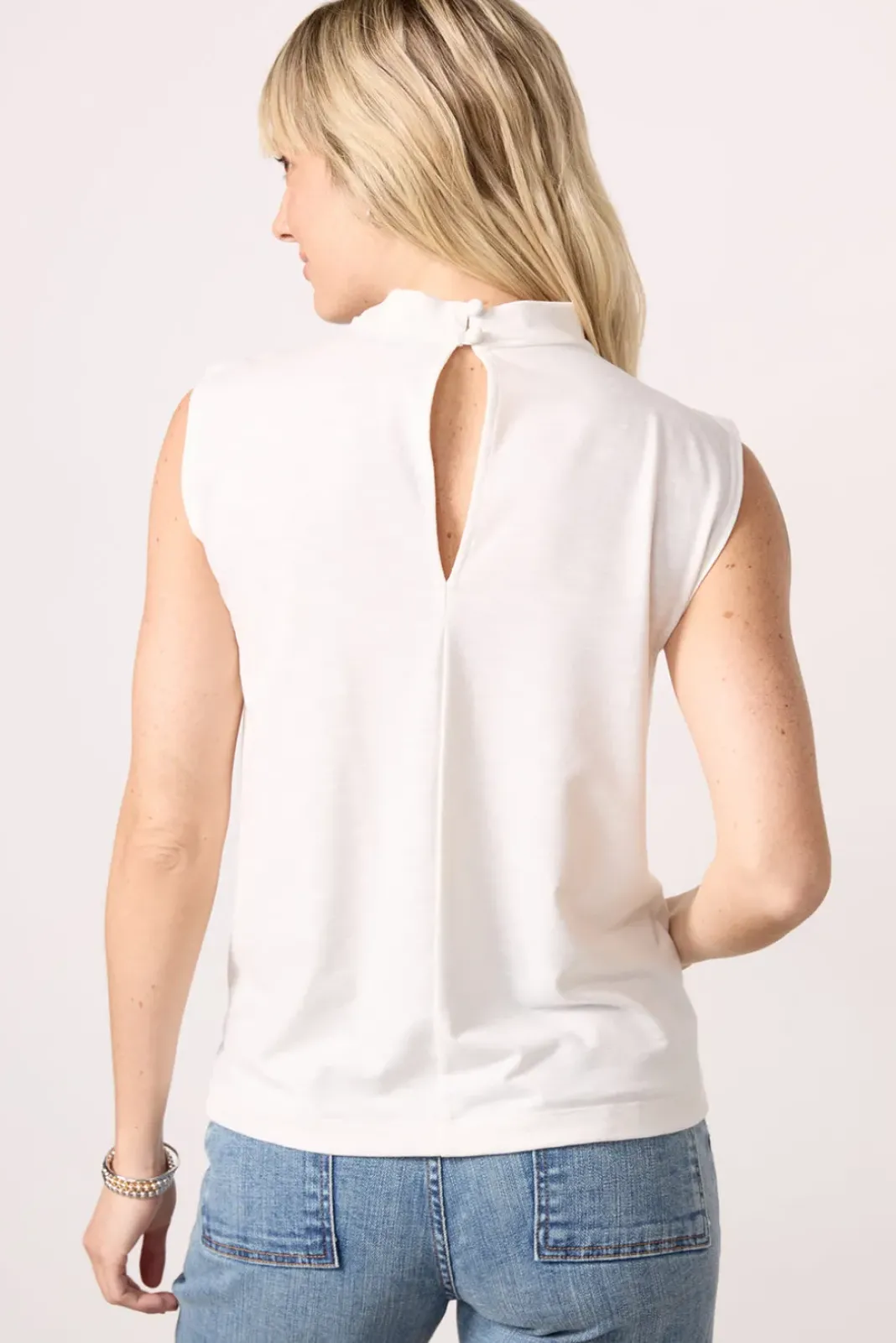 Tops & Tees<EVEREVE Dakota Cowl Neck Tank Offwhite