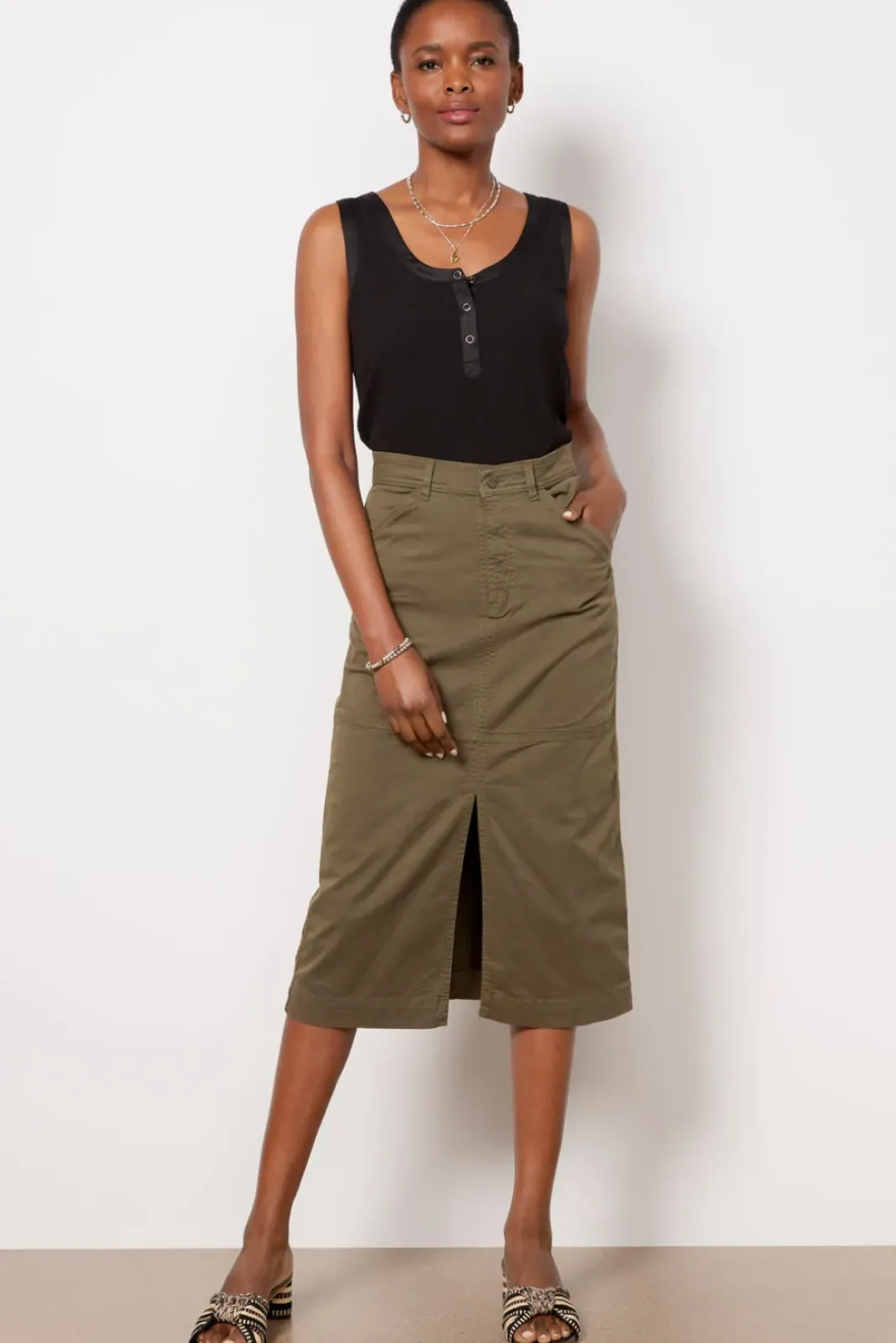Tops & Tees<EVEREVE Eliza Henley Tank Black