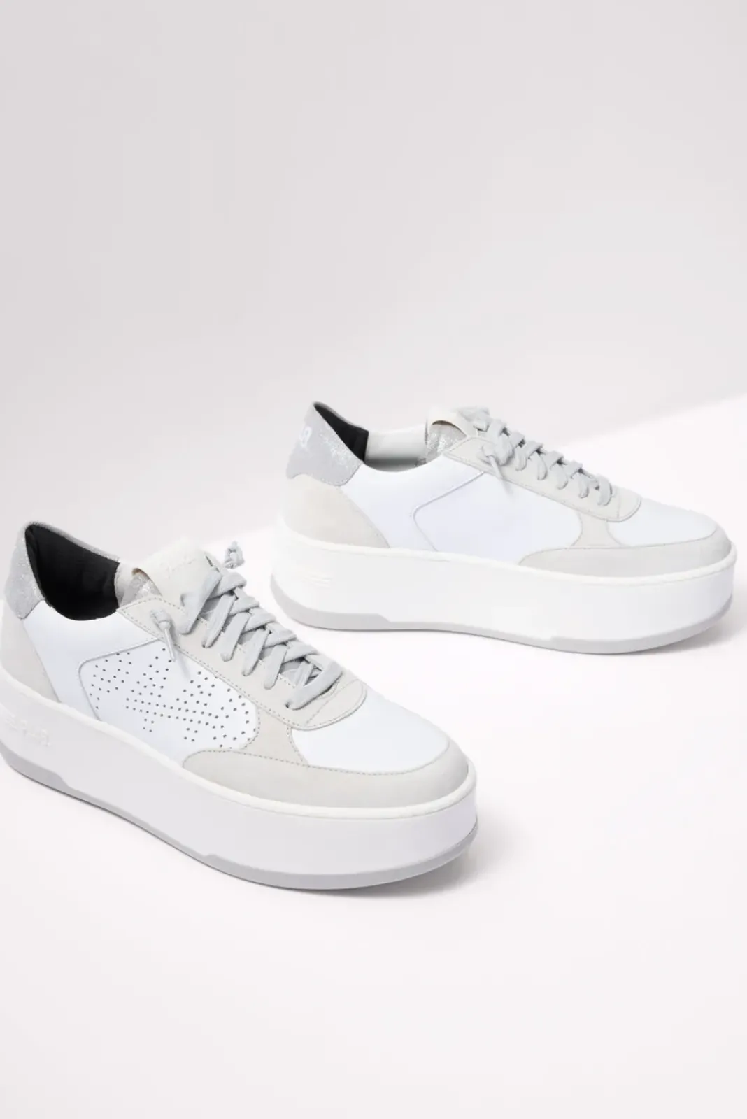 Shoes<P448 Empire Sneaker White/Silver