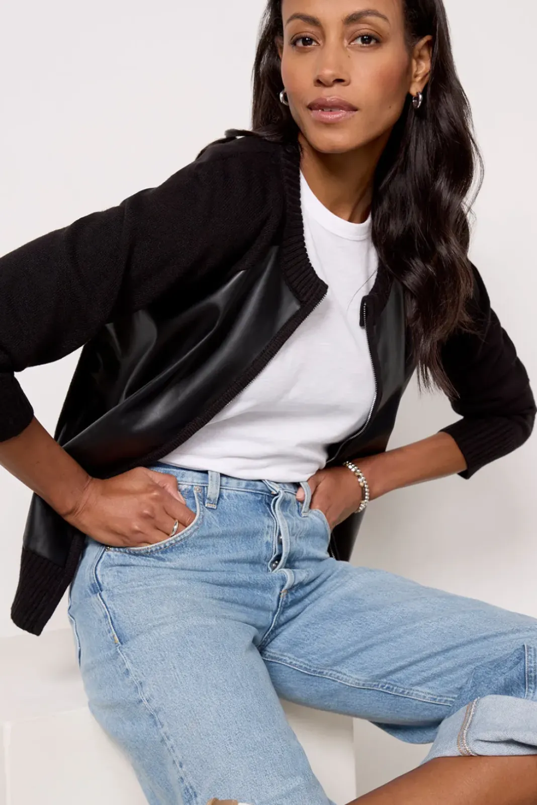 Sweaters<EVEREVE Harlow Bomber Cardigan Black