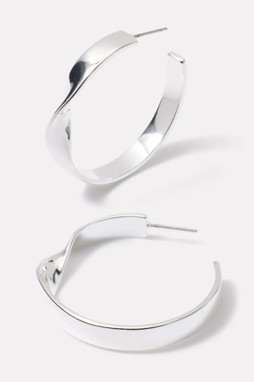 Jewelry<EVEREVE Kay Twisted Statement Hoop Silver