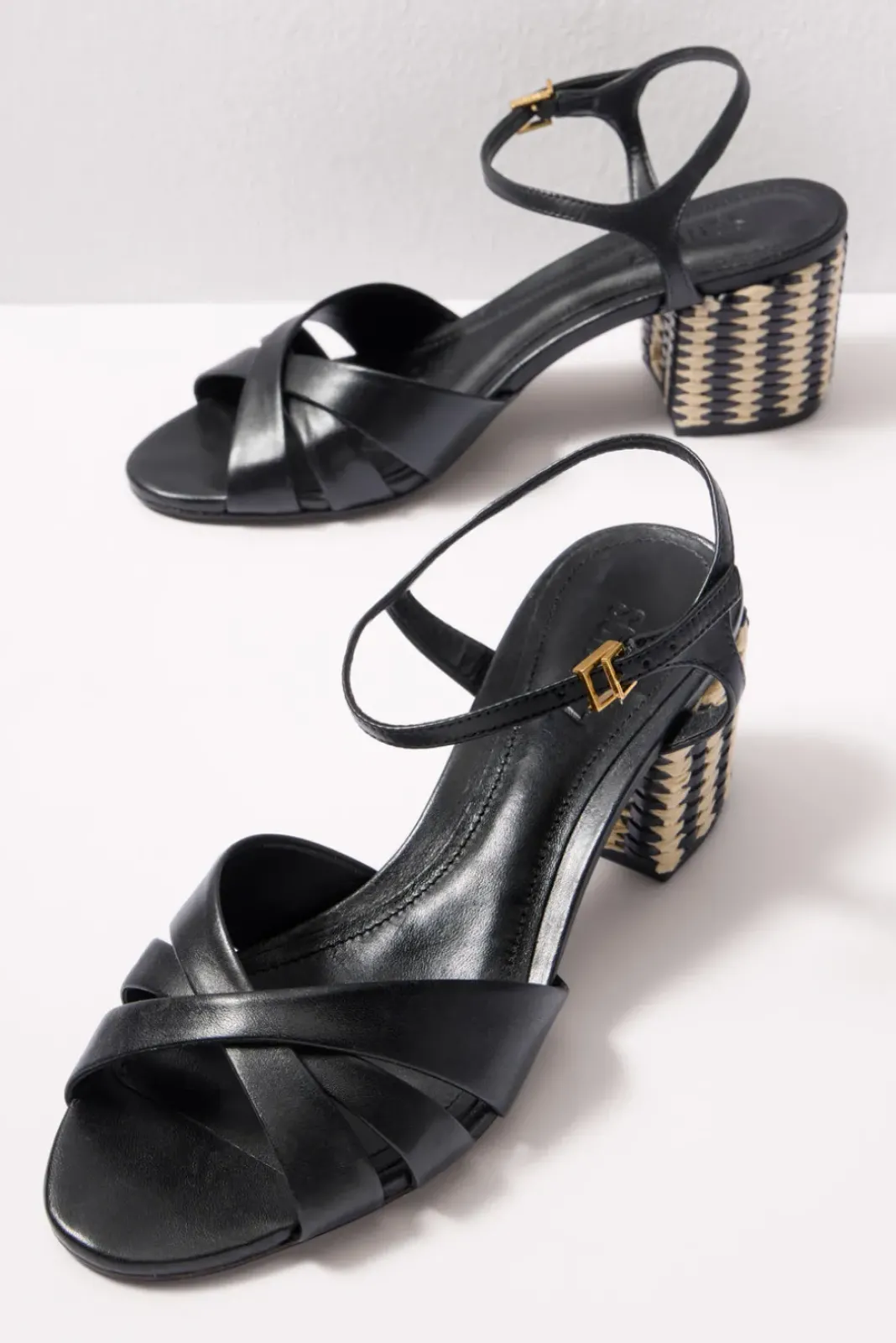 Shoes<SCHUTZ Keefa Mid Block Heel Black