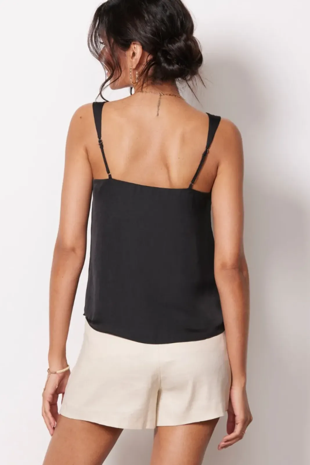 Intimates & Lounge<EVEREVE Kyle V Neck Cami Black