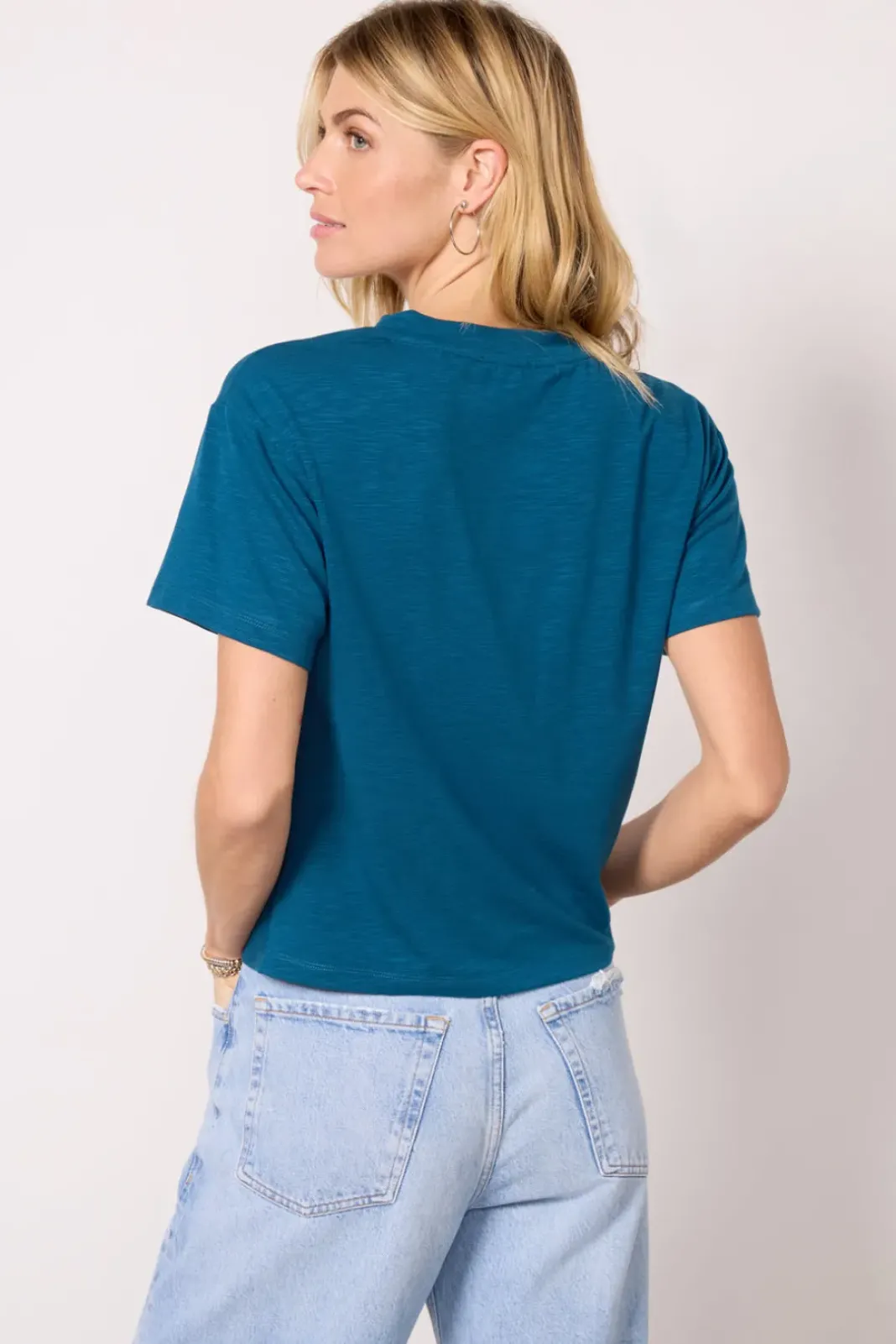 Tops & Tees<EVEREVE Layla Knot Front V Neck Blue