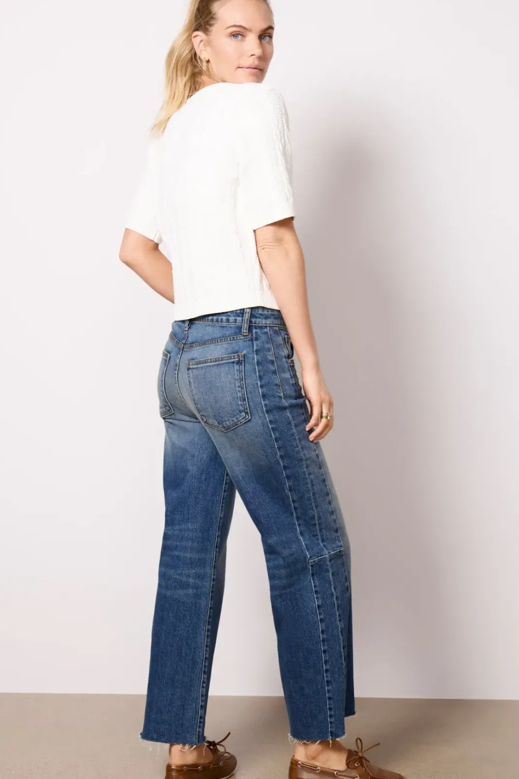 Jeans<KUT FROM THE KLOTH Meg Wide Leg w Seaming Teamwork