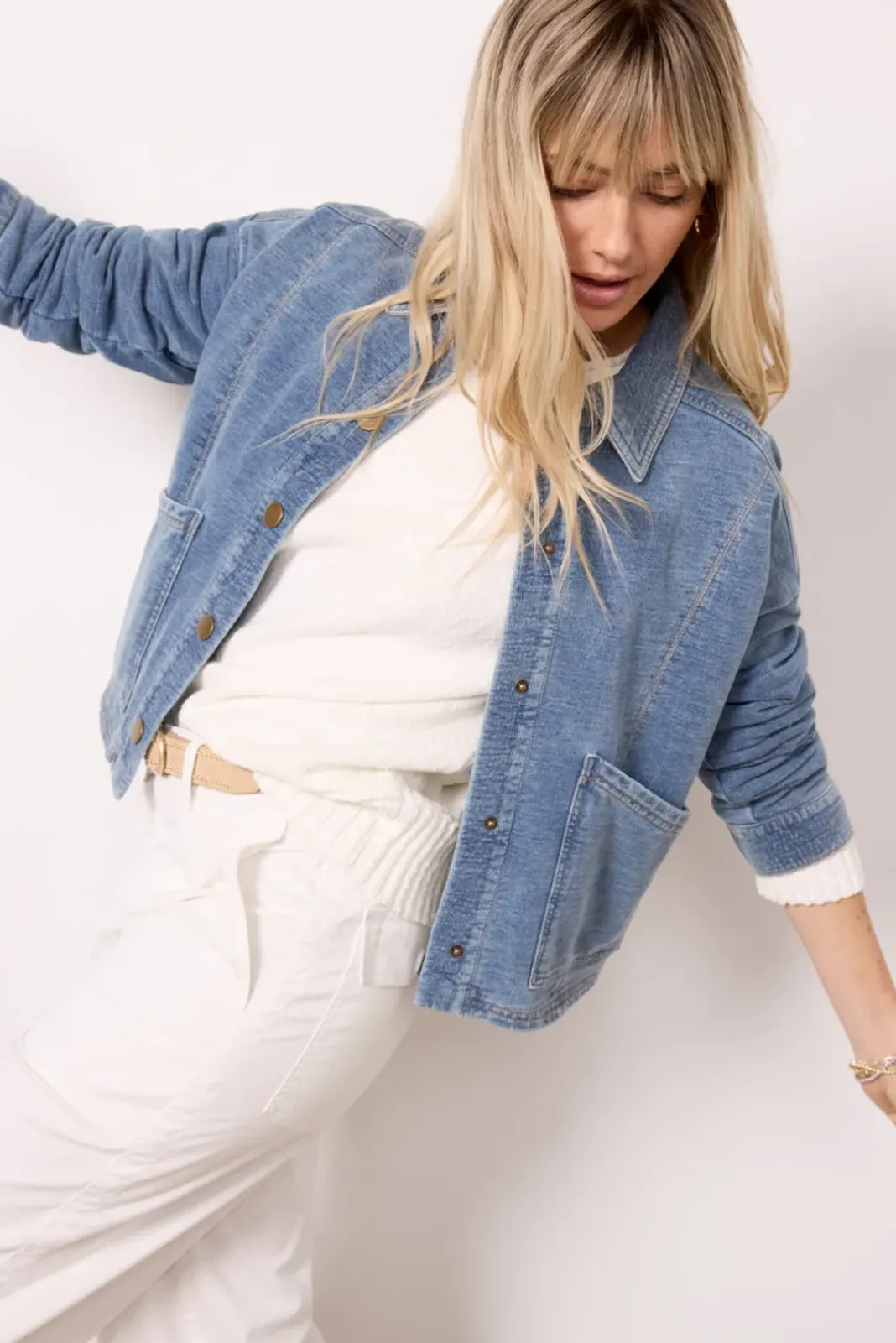 Blazers & Jackets<EVEREVE Phoenix Cropped Barn Jacket Blue