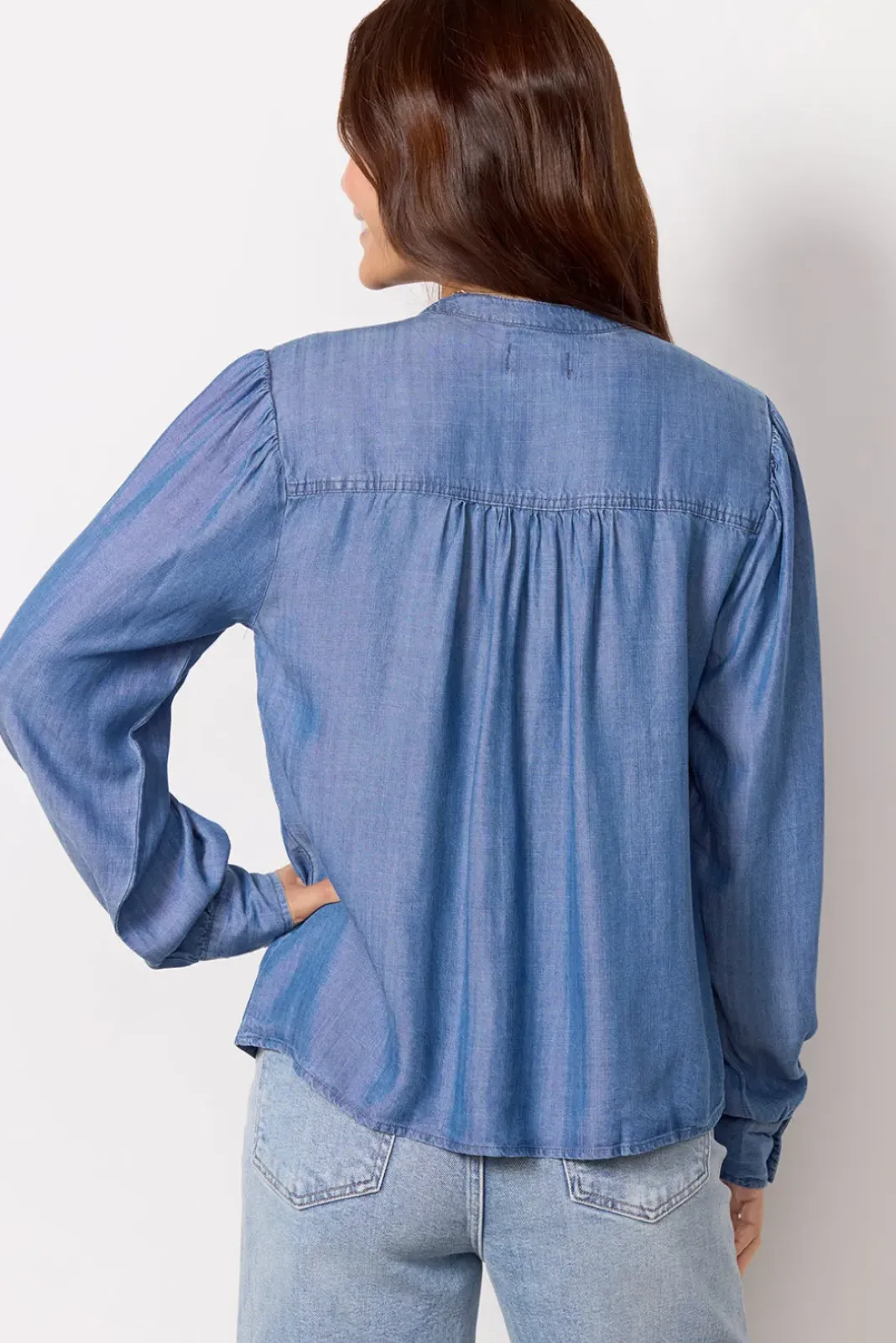Tops & Tees<EVEREVE Poppy Denim Shirt Middenim