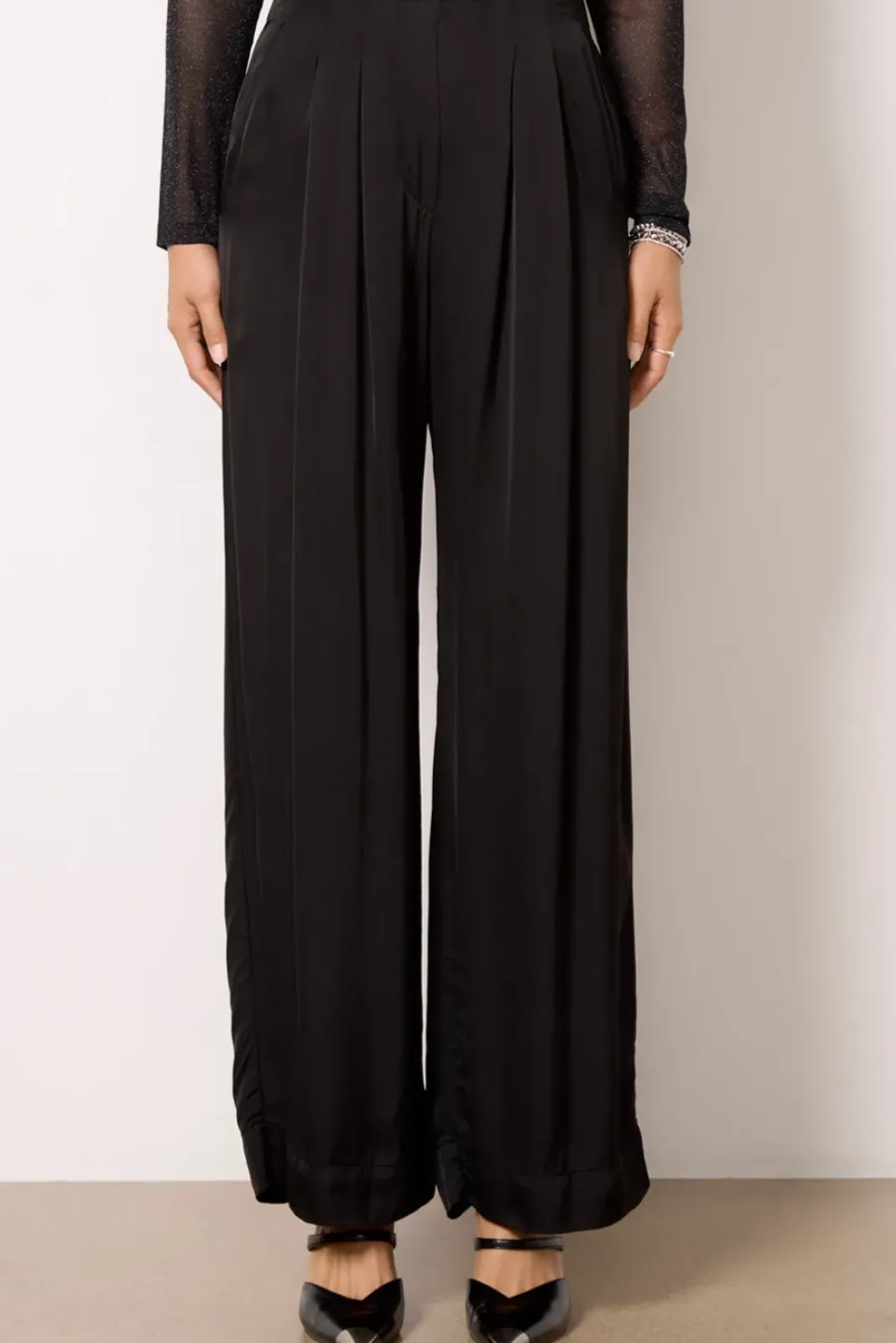 Pants & Leggings<VELVET Rhetta Satin Pant Black