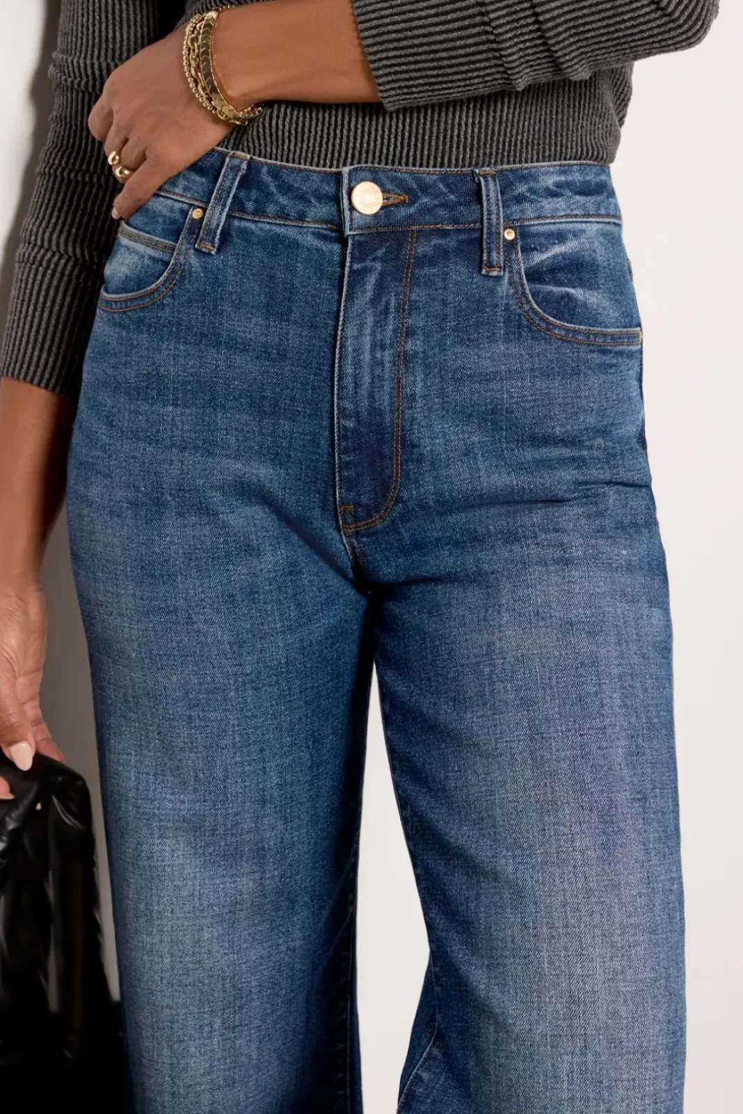 Jeans<KUT FROM THE KLOTH Sienna Wide Cuff Unspeakable