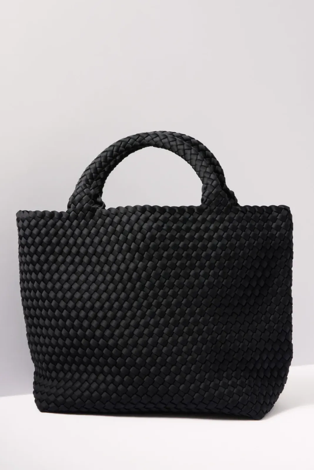 Bags<SOL AND SELENE Sky`s The Limit Medium Tote Black