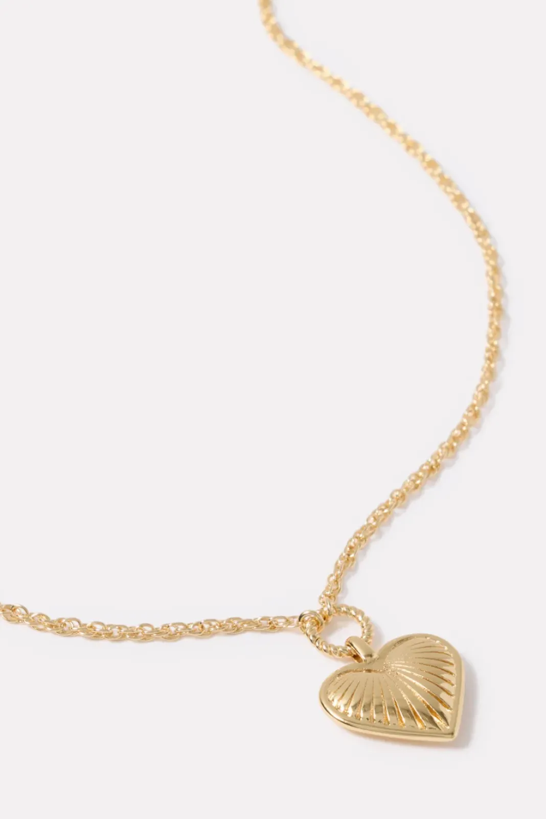 Jewelry<EVEREVE Tatiana Heart Necklace Gold
