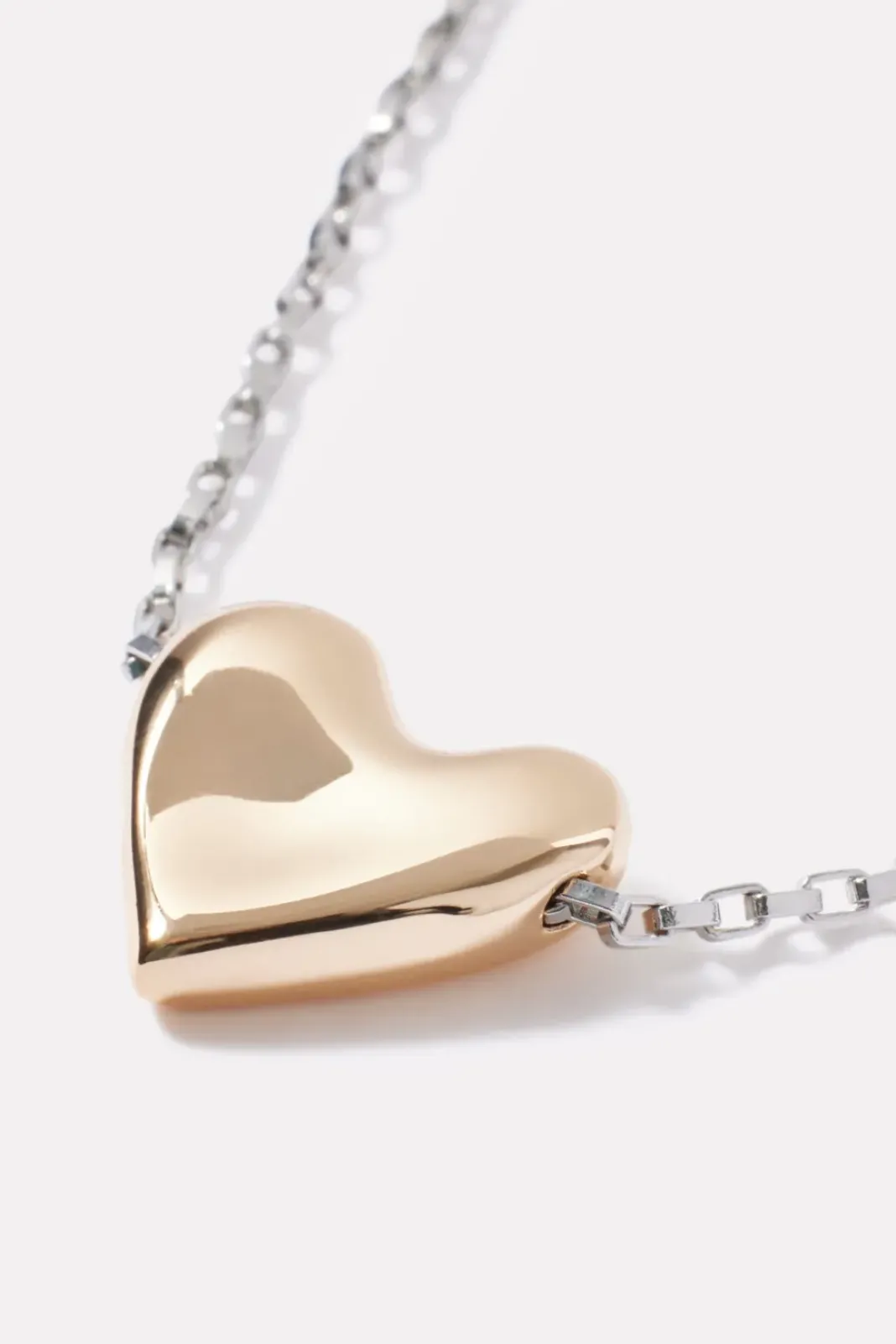 Jewelry<EVEREVE Topanga Heart Necklace Twotone