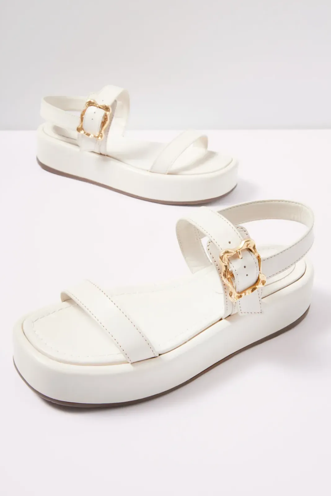 Shoes<SCHUTZ Wavy Platform Pearl